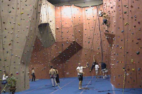 indoor rock climbing 1a Indoor rock climbing centre. (www.musclememory.ca)
